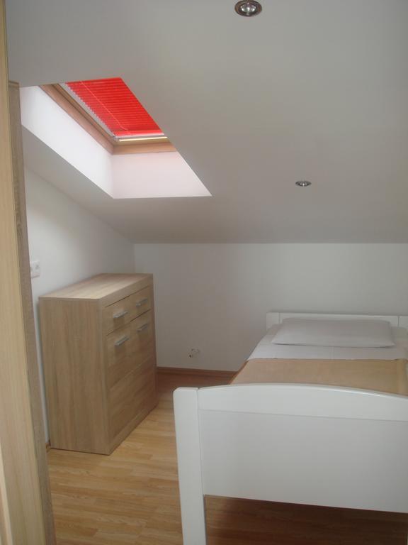 Apartments Jelicic Селце Екстер'єр фото